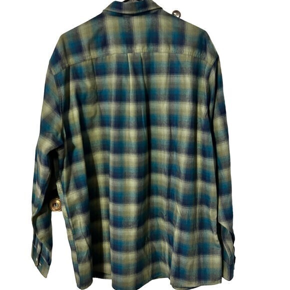 Eddie‎ Bauer Mens Flannel Shirt Relaxed Fit Plaid Long Sleeve Black Gray 2XL - Picture 2 of 5